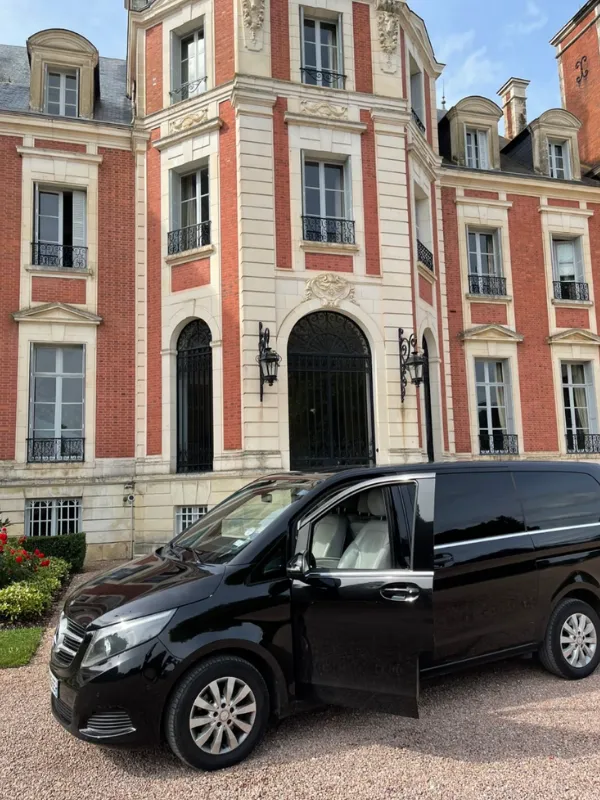 chauffeur taxi guide et tourisme a auxerre et sa region